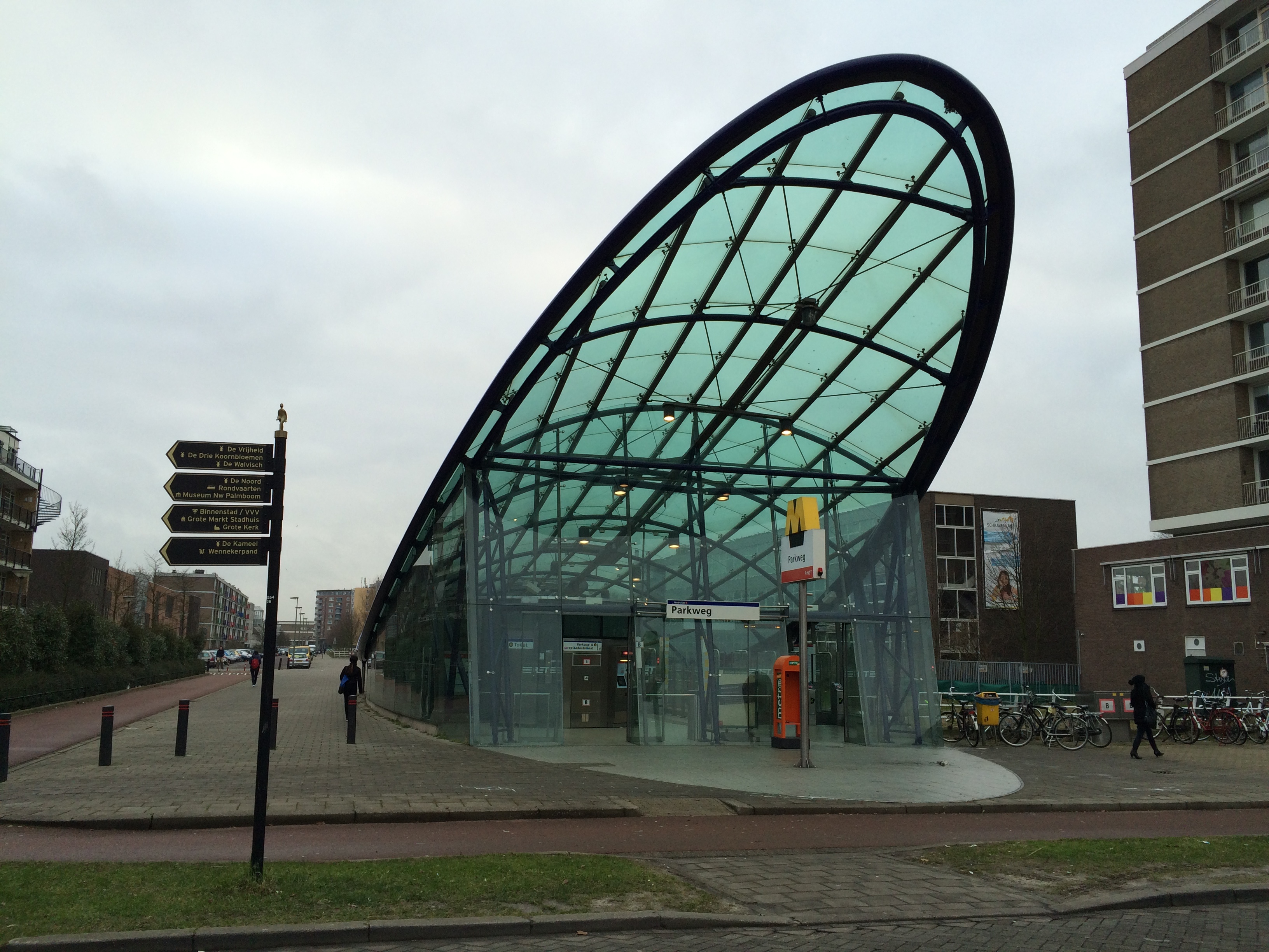Metrostation Parkweg anno 2015
